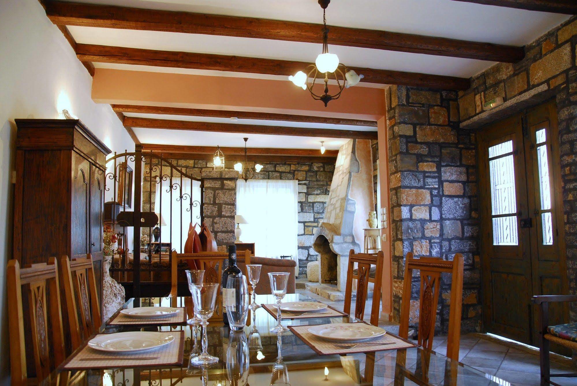 Giannikakis Villas 伊斯特隆 外观 照片
